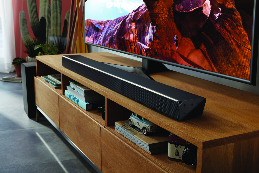 Hisense HS218 2.1 channel soundbar