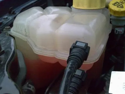 Ford Fiesta Overflow Bottle